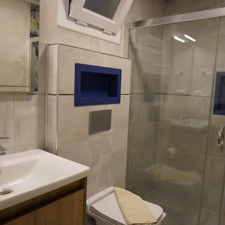 Villa Pelit - 4 Yatak Odali Saunali Havuzlu *